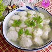汆鲅魚(yú)丸子的做法