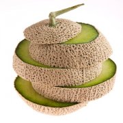 【哈密瓜汁罐頭】哈密瓜汁罐頭的營養(yǎng)價(jià)值_哈密瓜汁罐頭的熱量