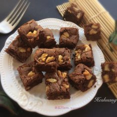 松軟的巧克力布郎尼蛋糕的做法