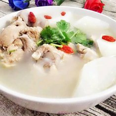 白蘿卜燉大骨頭的做法