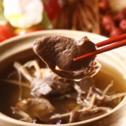 【豬心怎么做有營養(yǎng)】豬心的功效與作用_豬心適合什么人吃