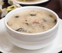 【咸豬骨菜干粥】咸豬骨菜干粥的