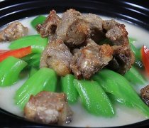 【咸豬骨芥菜煲】咸豬骨芥菜煲的做法_咸豬骨芥菜煲的營養(yǎng)價值