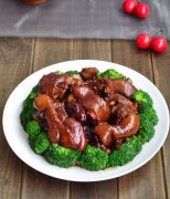 【西蘭花和菜花的區(qū)別】西蘭花和什么炒好吃_西蘭花的營養(yǎng)成分