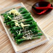 【涼拌豇豆煮多久】涼拌豇豆的功效_涼拌豇豆的做法