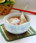 【豬蹄燉白蘿卜】豬蹄燉白蘿卜的做法_豬蹄燉白蘿卜的營(yíng)養(yǎng)價(jià)值