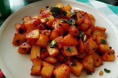 干鍋土豆的做法