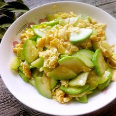 西葫蘆炒雞蛋的做法