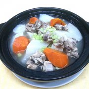 【排骨白蘿卜湯的做法】排骨白蘿卜湯的功效_排骨白蘿卜湯的營(yíng)養(yǎng)價(jià)值