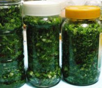 【腌芹菜的做法大全】腌芹菜的營養(yǎng)價值_腌芹菜可以經(jīng)常吃嗎