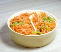 【炒胡蘿卜絲的做法】炒胡蘿卜絲怎么做好吃_炒胡蘿卜絲的營養(yǎng)價值