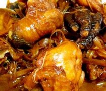 【黃花菜炒雞】黃花菜炒雞的營養(yǎng)價值_黃花菜炒雞的副作用