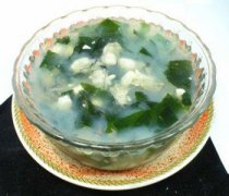 【菠菜豆腐湯會(huì)中毒嗎】菠菜豆腐湯的營(yíng)養(yǎng)價(jià)值_菠菜豆腐湯的功效與作