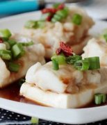 【鰱魚的營養(yǎng)價(jià)值】鰱魚怎么做好吃_鰱魚的做法大全