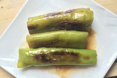 超簡(jiǎn)單虎皮尖椒的做法