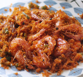 避風(fēng)塘炒蝦的家常做法