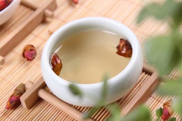 桃花茶的功效與禁忌，切忌飲用過量