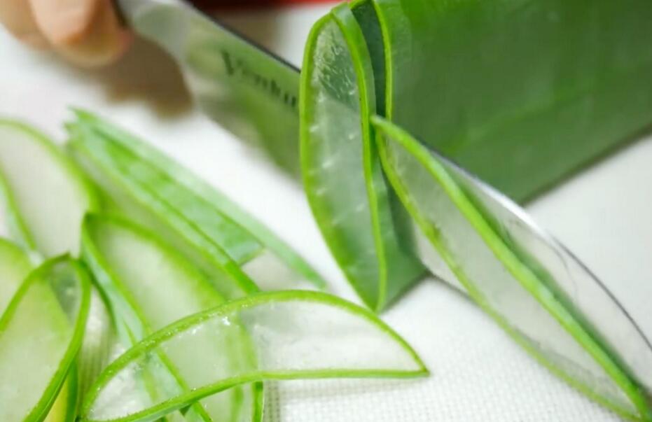 中國蘆薈的功效與作用，護膚養(yǎng)顏又排毒減肥