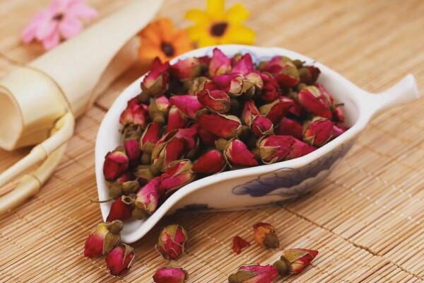 桃花可以泡水喝嗎，桃花泡水功效非常全面