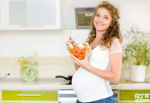 進入產(chǎn)房時需要準備什么東西 進產(chǎn)房穿什么衣服方便3