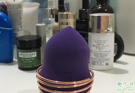 三月兔美妝蛋和爾木萄哪個好 三月兔和爾木萄美妝蛋使用對比4