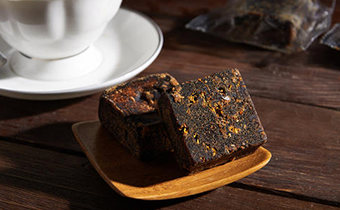 黑糖能不能直接干吃 黑糖直接當(dāng)糖塊吃行不行