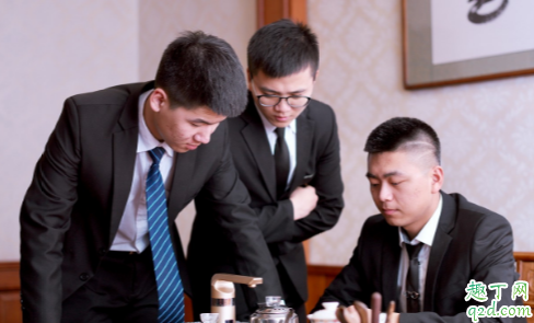 為什么見(jiàn)了領(lǐng)導(dǎo)會(huì)緊張 在領(lǐng)導(dǎo)面前緊張不會(huì)說(shuō)話怎么克服2