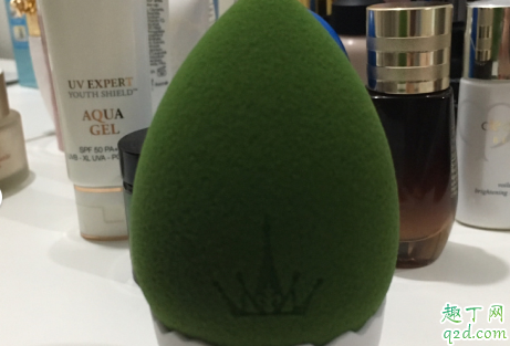 三月兔美妝蛋和爾木萄哪個好 三月兔和爾木萄美妝蛋使用對比3