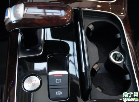 汽車掛擋時(shí)有響是什么原因 汽車掛擋時(shí)為什么很響2