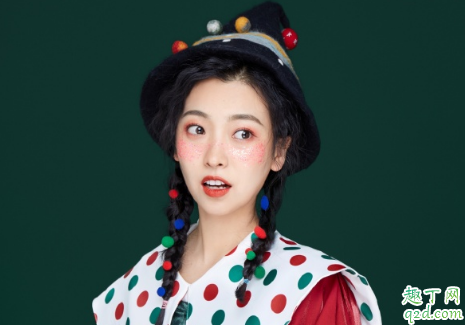 海馬體照相館素顏去嗎 海馬體拍照會(huì)弄發(fā)型么2