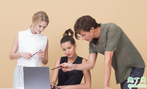 為什么領(lǐng)導(dǎo)不用微信只打電話 領(lǐng)導(dǎo)推卸責(zé)任怎么辦1