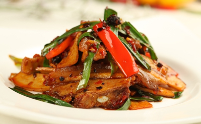 回鍋肉是煮的還是蒸的 回鍋肉能否用蒸的方式來做