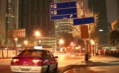 汽車如何檢查發(fā)電機(jī)有沒有發(fā)電 發(fā)電機(jī)皮帶有異響需不需要更換