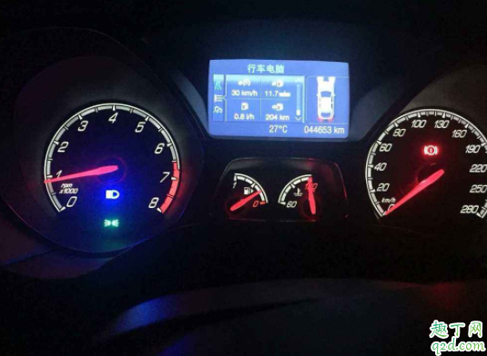 汽車水箱不熱發(fā)動機高溫是什么情況 車水溫突然高了怎么辦3