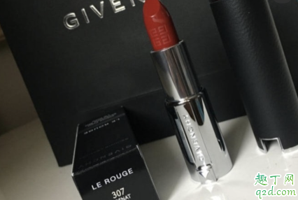 紀(jì)梵希333和307哪個好看 紀(jì)梵希333和307區(qū)別對比試色3