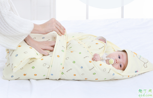 冬季新生兒準(zhǔn)備幾個包被 包被和抱被是一樣嗎2