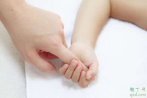 胎兒入盆還會(huì)自己跑出來(lái)嗎 寶寶多少周入盆3