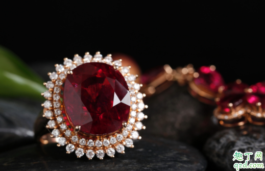 碧璽是不是水晶的一種 什么顏色的碧璽比較稀有2