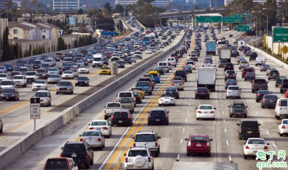 車子兩年沒審還能審嗎 車子脫審保險公司理賠嗎3