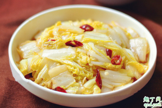 醋溜白菜不焯水直接炒嗎 醋溜白菜焯水還是不焯水好3