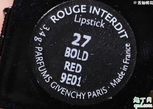 紀(jì)梵希2019圣誕限量27好看嗎 紀(jì)梵希27bold red口紅試色3