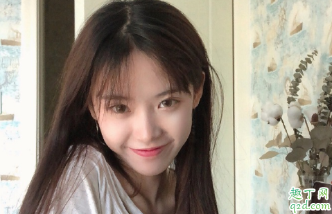 戀愛時(shí)遇到更合適的男生追求要答應(yīng)嗎 有男朋友了又有人追我要告訴他嗎1