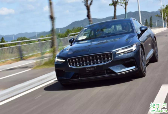 發(fā)動(dòng)機(jī)與變速箱接觸面滲油怎么辦 帕薩特b5冒藍(lán)煙換氣門油封可以嗎2