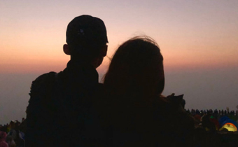 男女常在一起跳舞會產(chǎn)生感情嗎 男女互相關心是什么意思