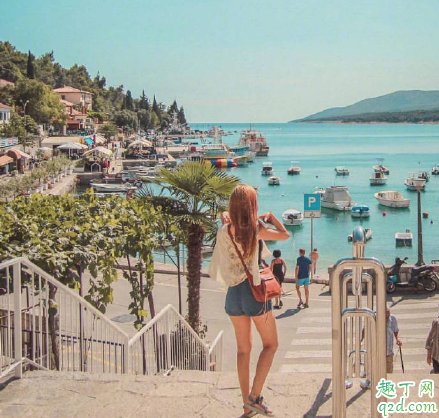 女生不愛男生后為什么變得特別冷 女生不愛了變得很冷淡怎么辦3