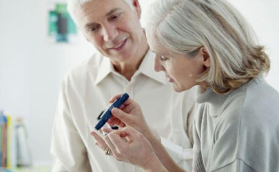 脂肪肝怎樣導(dǎo)致的 導(dǎo)致脂肪肝的不良習(xí)慣有哪些