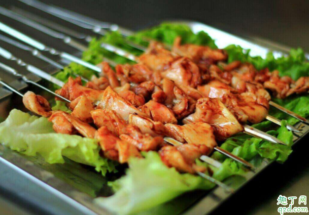 懷孕八個月吃燒烤對胎兒有影響嗎 懷孕應(yīng)該怎么吃燒烤健康3