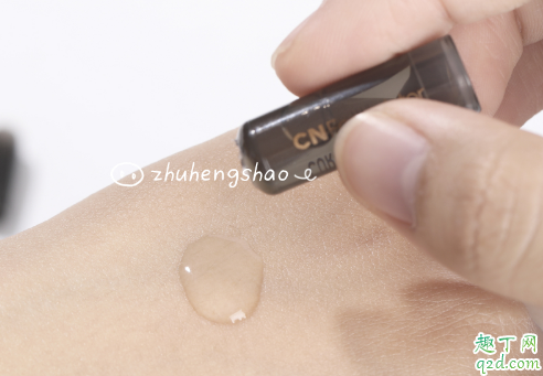 菜鳥和配方師精華好用嗎 菜鳥和配方師黑金姜黃素精華評(píng)測(cè)4