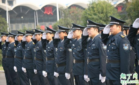 做保安有出息嗎 30歲干保安是不是丟人1