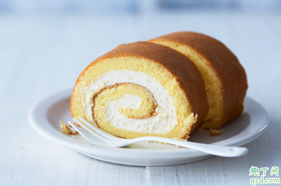 蛋糕卷正卷和反卷的哪個(gè)好卷 蛋糕卷正卷和反卷的區(qū)別1
